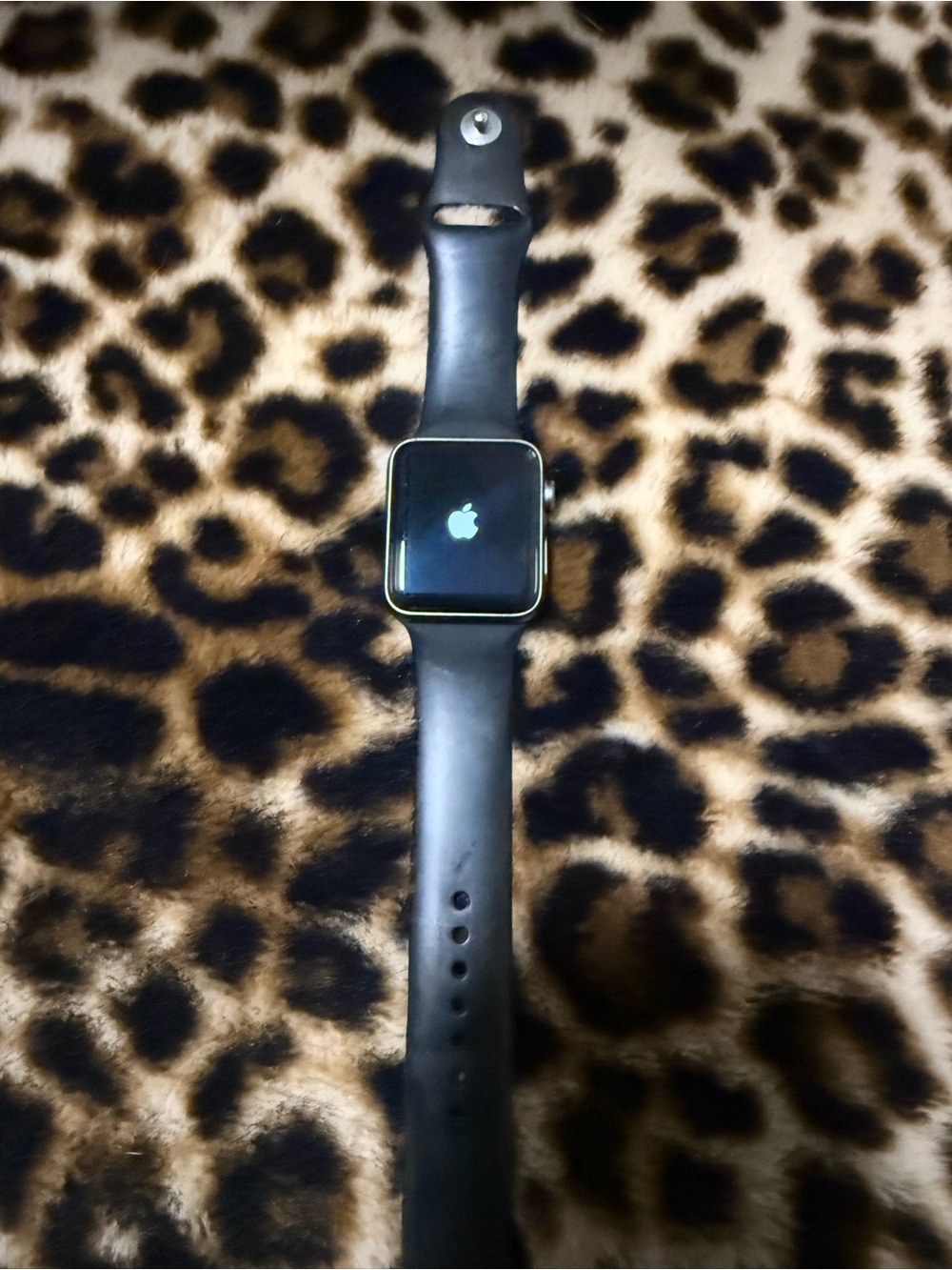 Apple Watch Series 3 (GPS + Cellular) 42mm - Picture 3 of 6